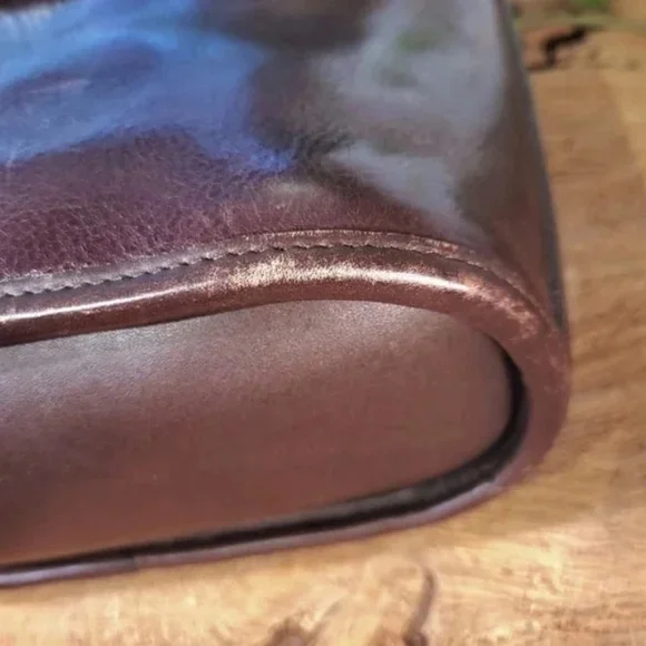 Vintage Brighton Croc Pattern Bucket Bag - Picture 9 of 11